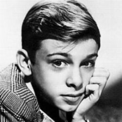 Beginning on radio in his native Chicago at age six on the show &quot;Portia Faces Life&quot;, child/juvenile/adult actor Skippy Homeier (born George Vincent Homeier) ... - skippyh